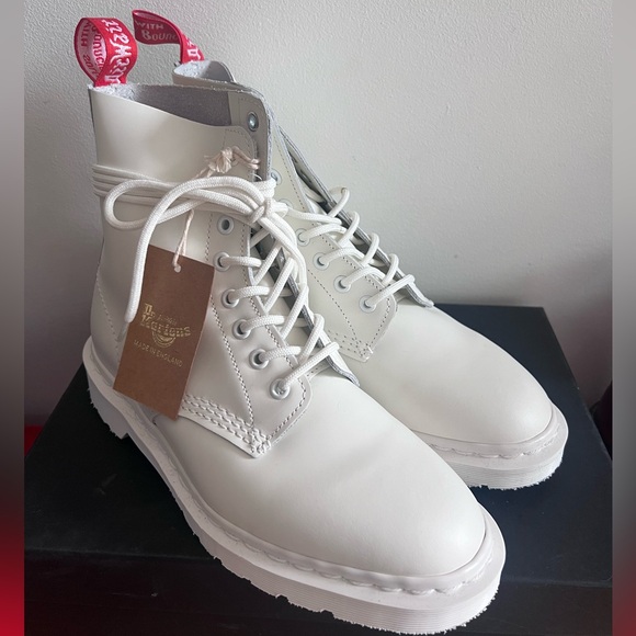 NWT 1460 Dr Martens Undercover Jun takahashi Made in England white boots - Picture 2 of 8